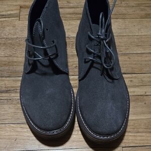 Men's Gray Suede Shoes